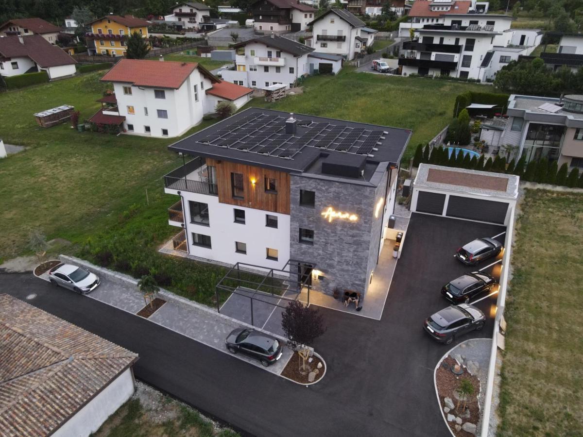 Aenna Apart Prutz Exteriör bild