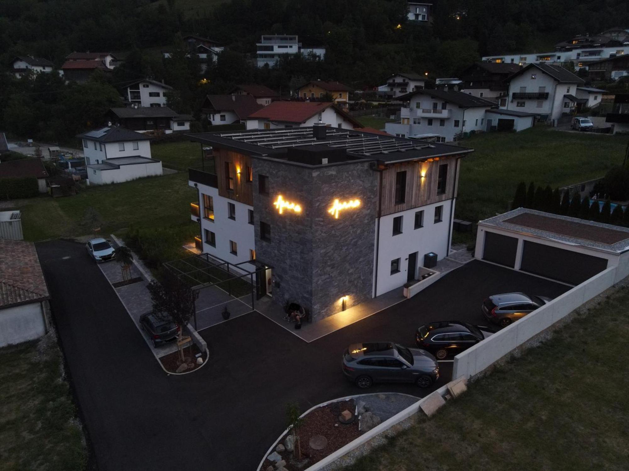 Aenna Apart Prutz Exteriör bild